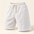 Short blanco con textura en relieve