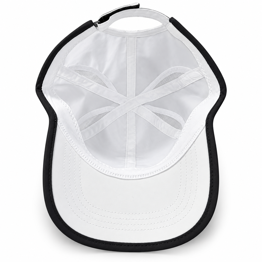 Gorra blanca minimalista