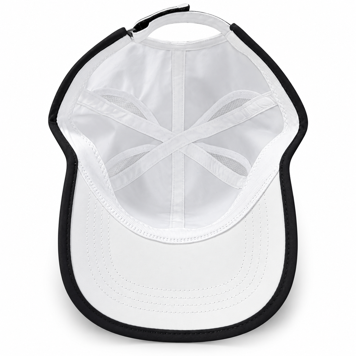 Gorra blanca minimalista